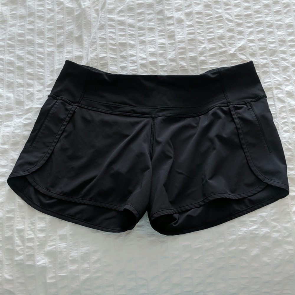Lululemon Black Shorts size 4